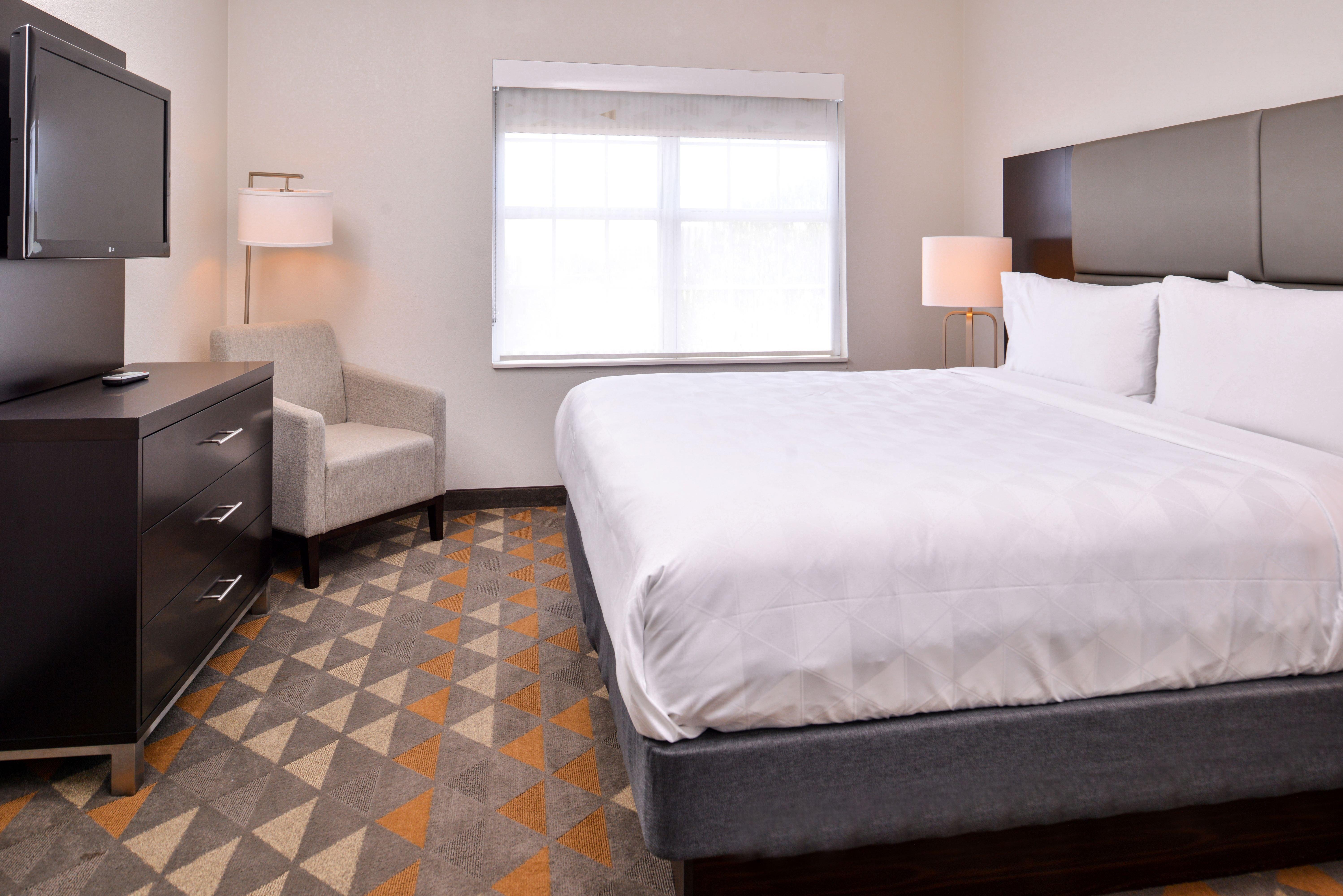 Holiday Inn And Suites Addison By Ihg Екстер'єр фото