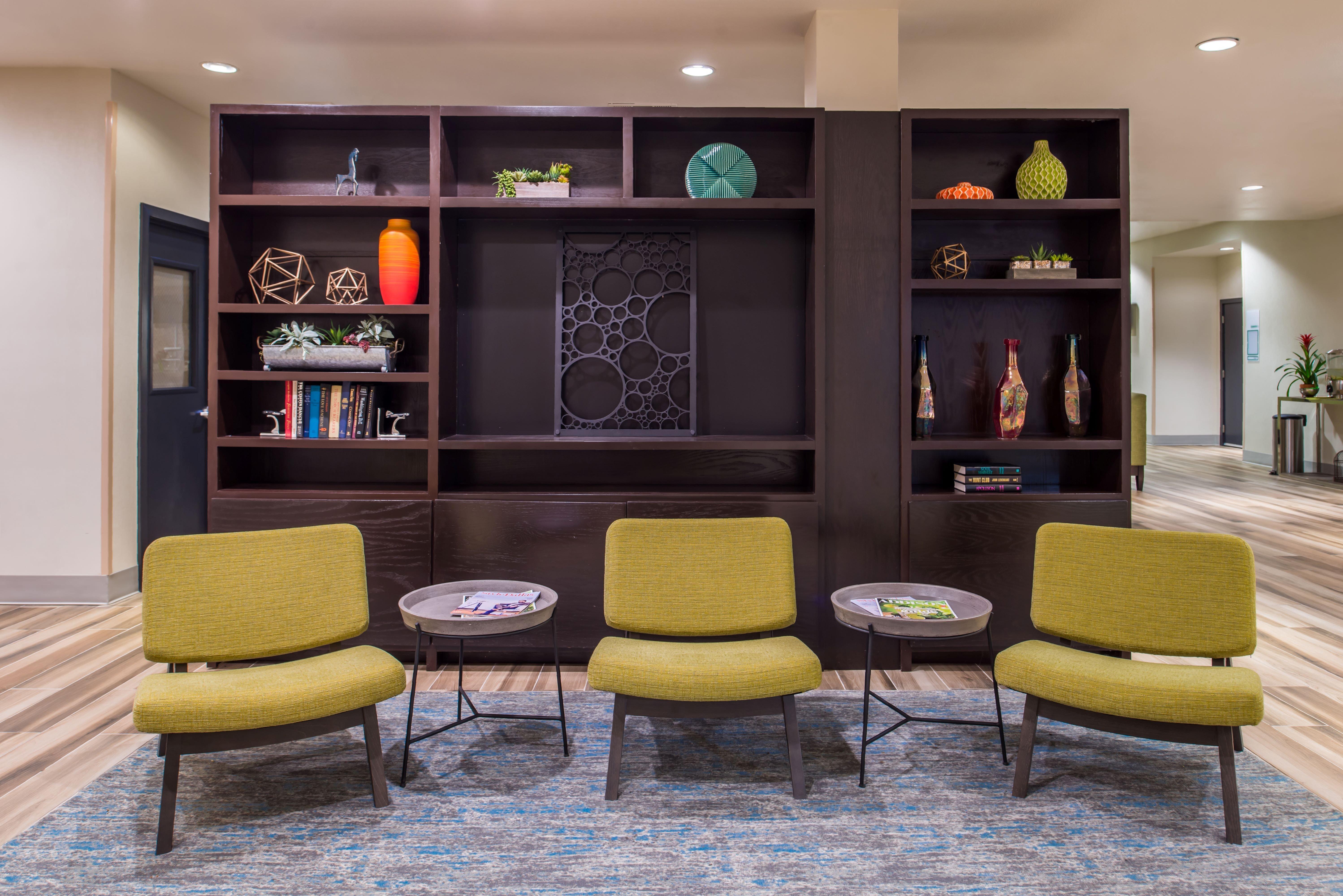 Holiday Inn And Suites Addison By Ihg Екстер'єр фото