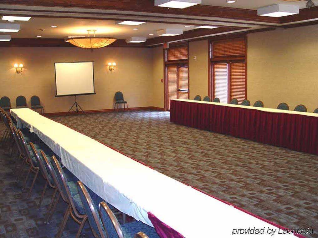 Holiday Inn And Suites Addison By Ihg Екстер'єр фото